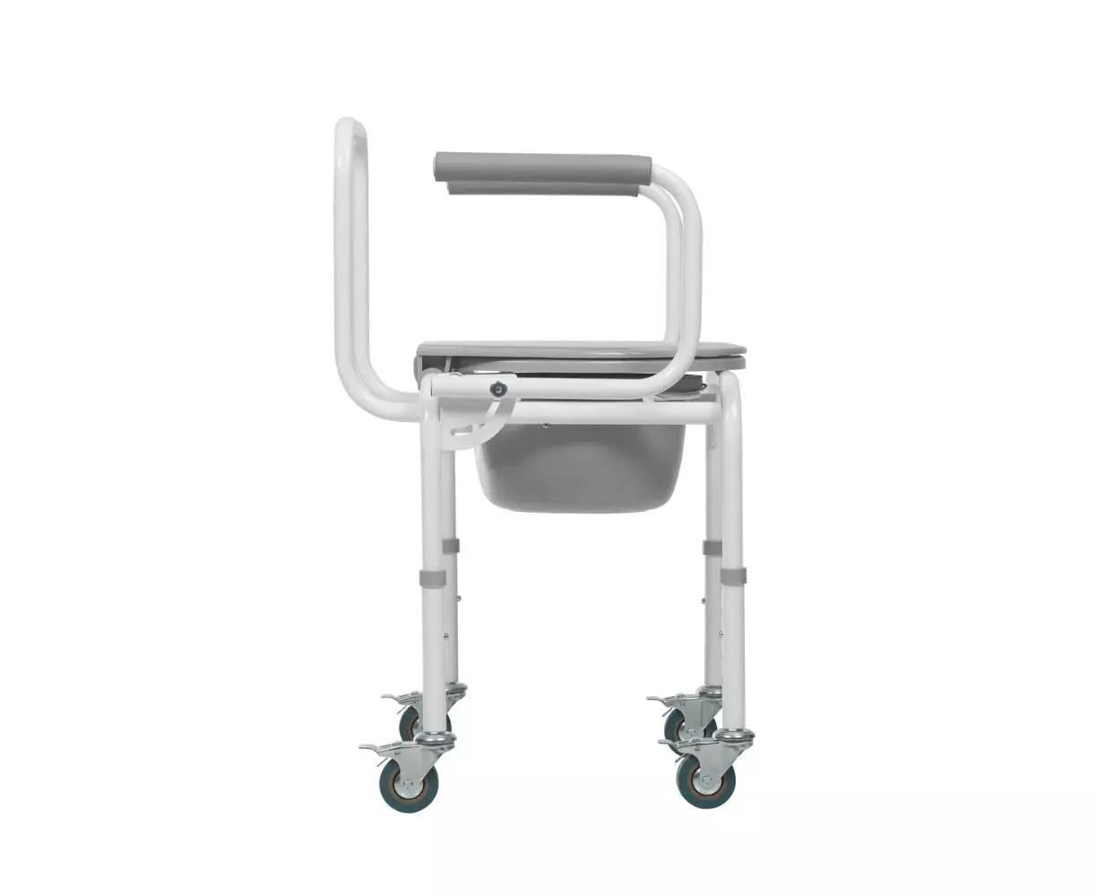 Кресло с санитарным оснащением без колес