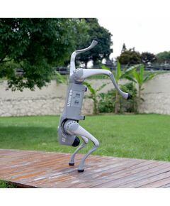 Бионический четырехопорный робот Unitree Go2 Pro фотографии