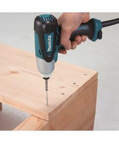 Купить Ударный шуруповерт Makita TD0101 100 Нм, 230W, 3200  об/мин, 6гран 1/4", изображение 6 в интернет-магазине Irkshop.ru