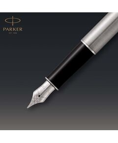 Купить Ручка перьевая Parker Sonnet Core F526 Stainless Steel CT F [CW1931509], изображение 7 в интернет-магазине Irkshop.ru