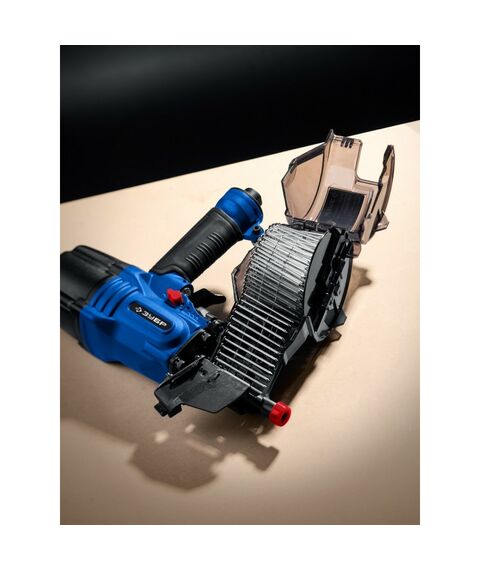 Пневматический обшивочный нейлер Зубр Профессионал CSN-65 для барабанных гвоздей ЗУБР CSN (38-65 мм) [31922] фотографии