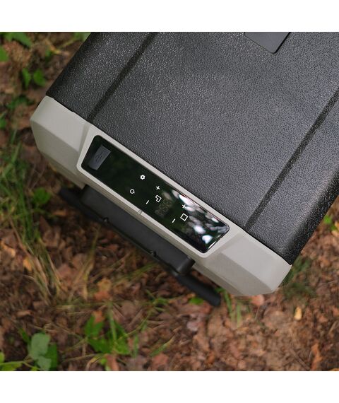 Компрессорный автохолодильник Meyvel AF-SD50 фотографии