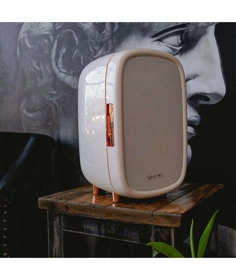 Мини-холодильник для косметики Meyvel MB-12C1W фотографии