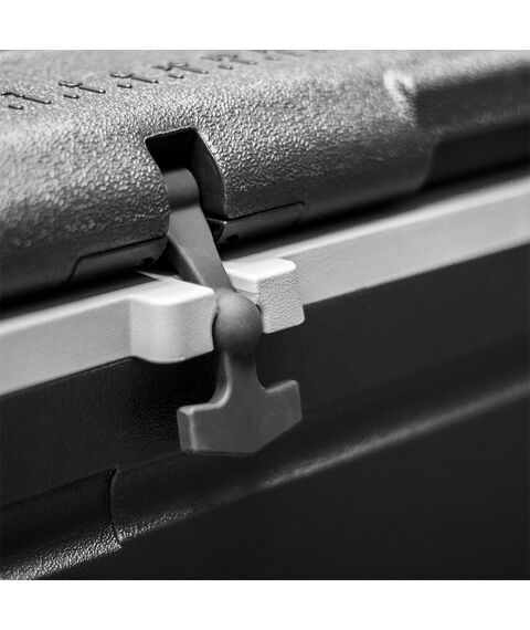 Компрессорный автохолодильник Meyvel AF-H120 фотографии