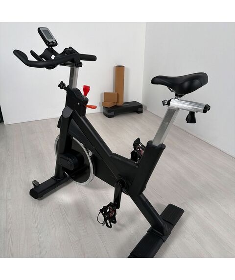 Велотренажер Спин-байк UNIX Fit SB-1100 PRO фотографии