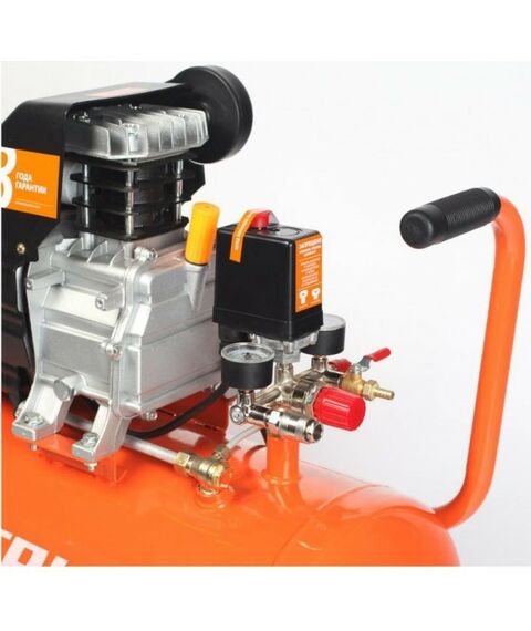 Компрессоры: Компрессор Patriot EURO 50/260 260л/мин, 8 бар, 50л, 1.8кВт, 26кг [525306367] фотографии