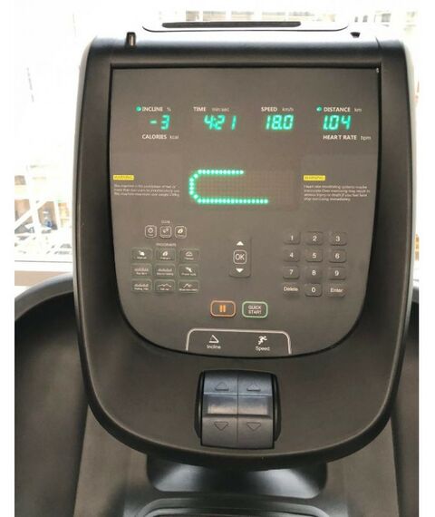 Беговые дорожки: Электрическая беговая дорожка Ultra Gym UG-Power 002 фотографии