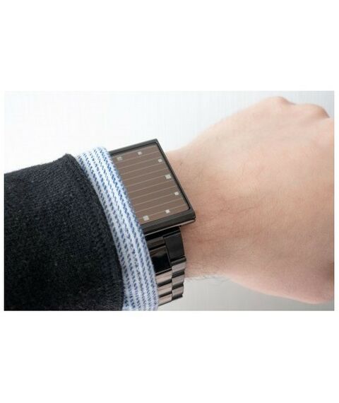 Цифровые диктофоны: Цифровой диктофон Edic-mini LED S51-300h металл, размер 7*36*44мм, вес 20г, автономность до 35ч, аккумулятор + солнечная батарея фотографии