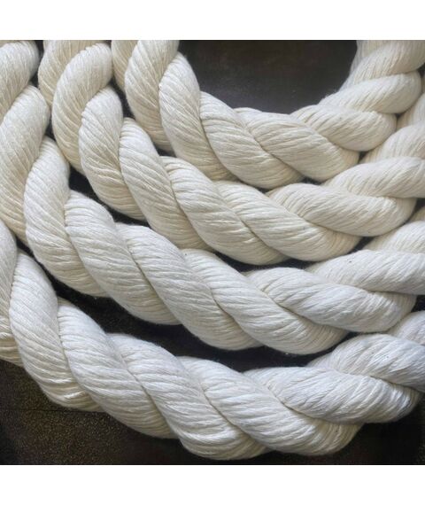 Оборудование для спортивных залов: Канат для перетягивания хб PROFI-FIT D-40 мм L - 30 м фотографии