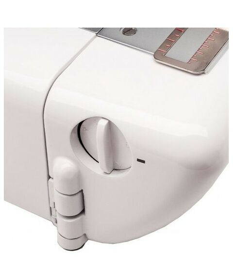 Швейные машинки: Оверлок Comfort 110 фотографии