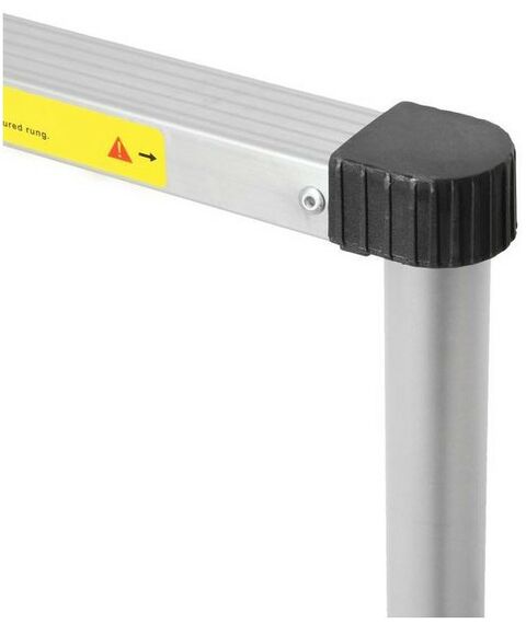 Стремянки и лестницы: Лестница телескопическая TUNDRA 2.6 м алюминиевая, 9 ступеней, автомат фотографии