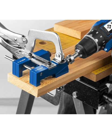 Принадлежности для электроинструмента: Кондуктор регулируемый Зубр 30081 для глухих отверстий, два отверстия, в кейсе фотографии