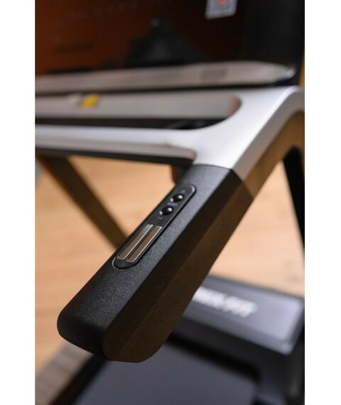 Беговые дорожки: Беговая дорожка UNIXFIT MX-920N фотографии