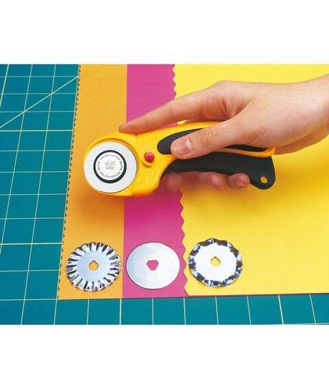 Столярно-слесарный инструмент: Нож OLFA OL-RTY-2/DX с круговым лезвием, с пистолетной рукояткой, фиксатор, 45мм фотографии