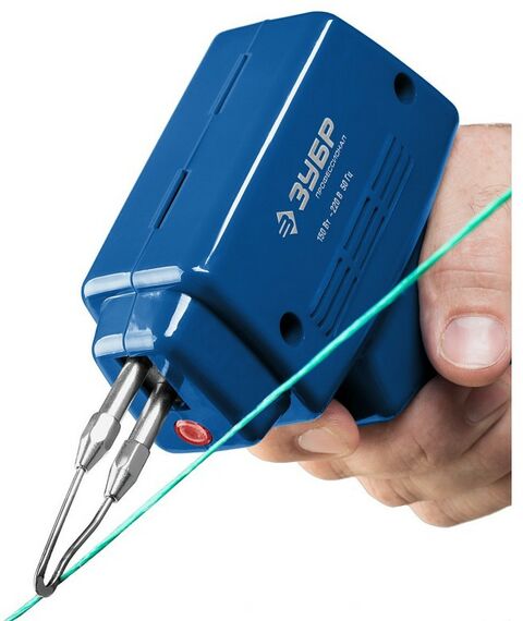 Паяльное оборудование: Импульсный паяльник в наборе Зубр 55412-H4 150Вт, нагрев 6 сек., канифоль, припой, 2 сменных жала, в кейсе фотографии