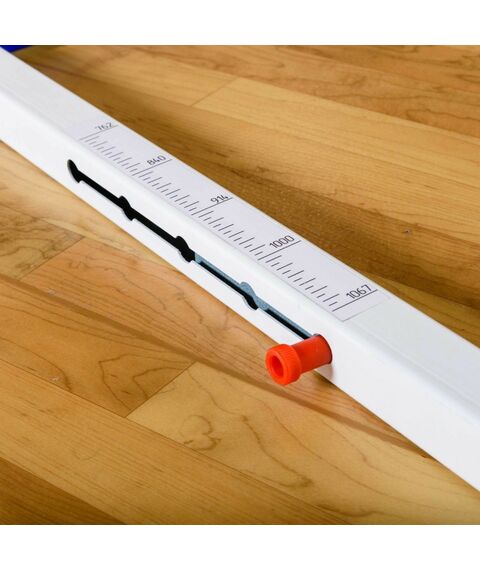 Легкая атлетика:  Барьер для легкой атлетики переменной высоты (складной, с противовесом) фотографии