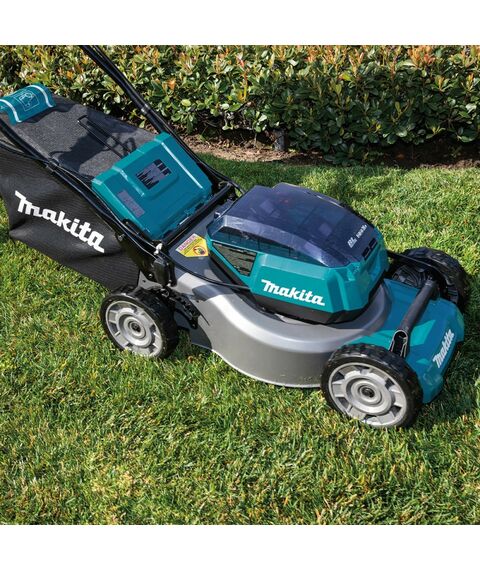 Газонокосилки: Газонокосилка аккумуляторная самоходная Makita DLM462 Li-ion 36В, B=46см, Н=20-100мм, 60л, 2х5Ач, 39кг фотографии