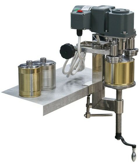 Закаточные машинки:  М3Э 02 для закатки жестяных банок полуавтоматическая с 3-мя патронами фотографии