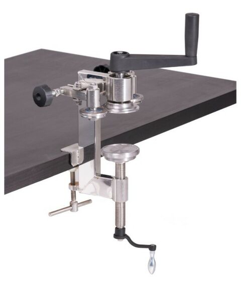 Закаточные машинки:  М3 04 для закатки жестяных банок ручная фотографии