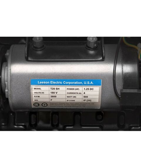 Беговые дорожки: Беговая дорожка Titanium One T22 SH APP фотографии