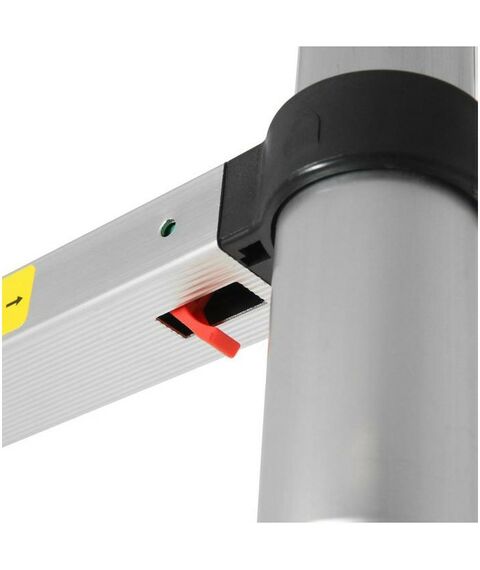 Стремянки и лестницы: Лестница телескопическая в сумке TUNDRA 3.2 м алюминиевая, 11 ступеней, автомат фотографии