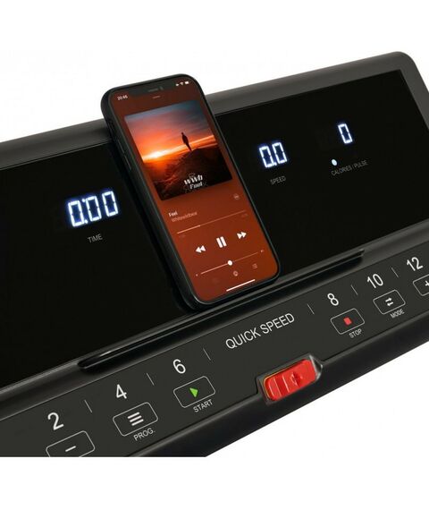 Беговые дорожки: Беговая дорожка Titanium Masters Slimtech C250 фотографии