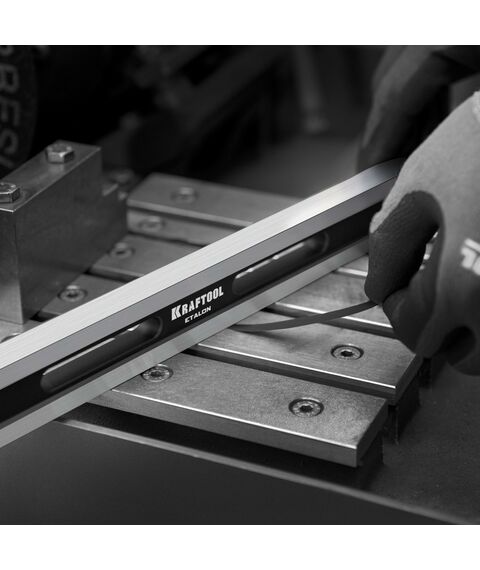 Рейки, линейки, прочие приспособления: Поверочная линейка KRAFTOOL ETALON 600х35х16мм класс точности 1 [34277] фотографии