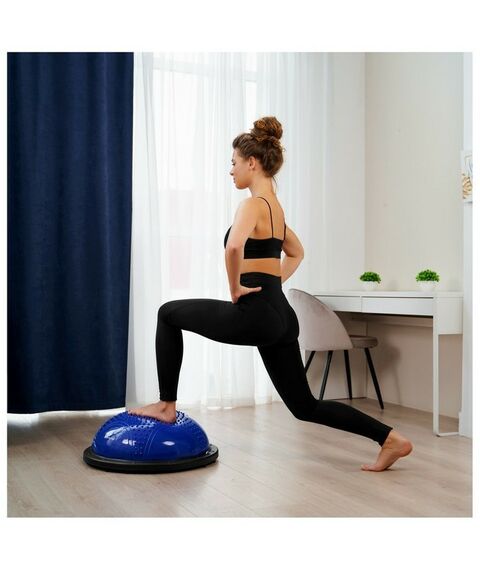 Фитнес оборудование: Полусфера BOSU гимнастическая массажная  55 х 25 см с насосом, цвет синий фотографии