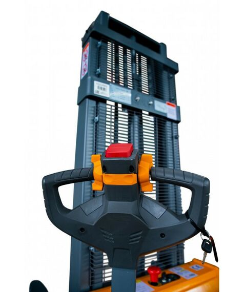 Штабелеры: Штабелер самоходный XILIN CDD15R-EN 1.5 т, 1.6 м с раздвижными вилами (сопровождаемый) [1022680] фотографии