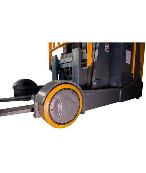 Ричтраки с кабиной: Ричтрак электрический с кабиной XILIN CQD20-D 2.0 т, 11.1 м, с камерой, быстрым подъемом и весами [1023686] фотографии