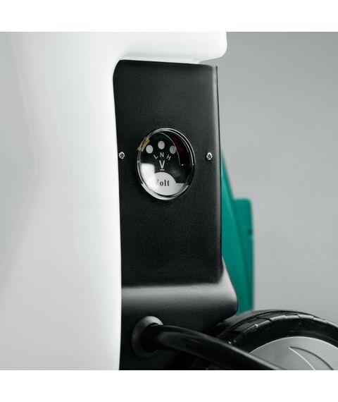 Аккумуляторный опрыскиватель Зубр ОПС-16К 16 л, колеса фотографии