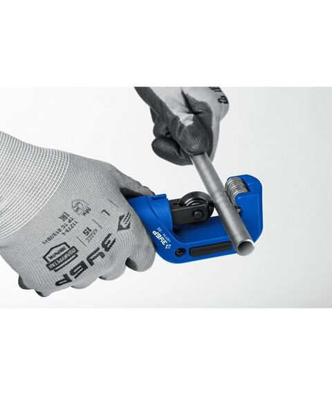 Труборез для нержавеющей стали Зубр Профессионал Нерж-32 4 - 32 мм, на подшипниках [23832] фотографии