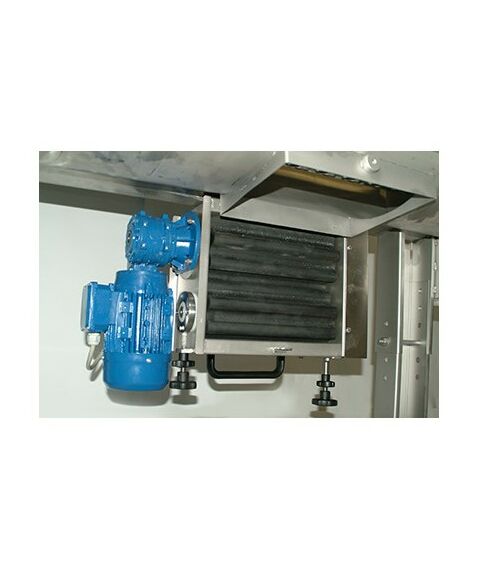 Дробилки и мялки:  Дробильная установка к дробилке с гребнеотделителем TRAMINER 50 фотографии