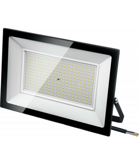 Осветительные приборы: Светодиодный прожектор Зубр Профессионал ПСК-200 200 Вт, 6500К IP65 [57141-200] фотографии