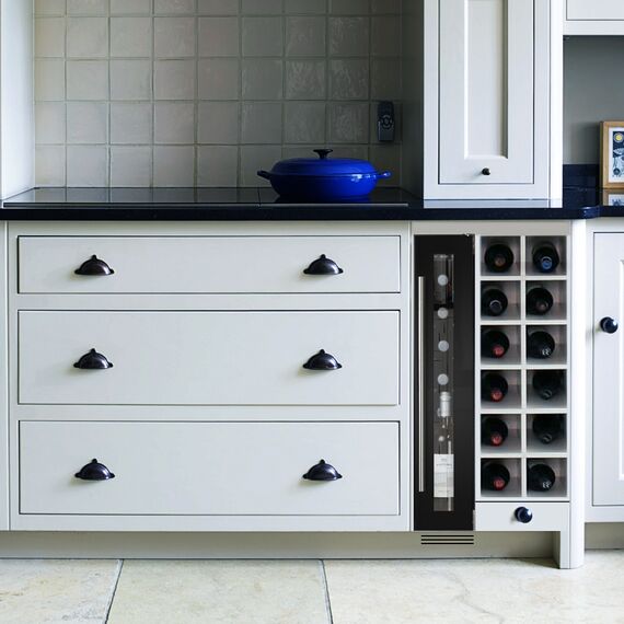 Компрессорный винный шкаф Dunavox (Венгрия) DAUF-9.22B фотографии