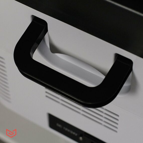 Компрессорный автохолодильник Meyvel AF-G18 фотографии