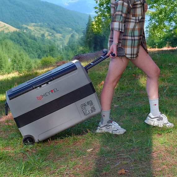 Компрессорный автохолодильник Meyvel AF-SD50 фотографии