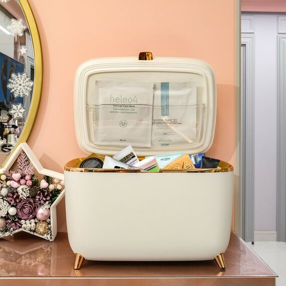 Мини-холодильник для косметики Meyvel MB-09C3W фотографии