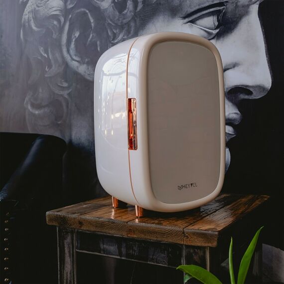 Мини-холодильник для косметики Meyvel MB-12C1W фотографии