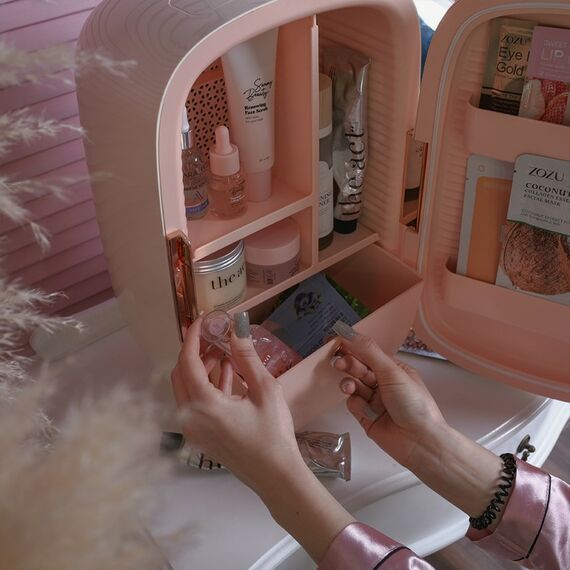 Мини-холодильник для косметики Meyvel MB-12C1W фотографии