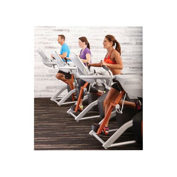 Эллиптический тренажер Sole Fitness ZR8000 Smart Console фотографии