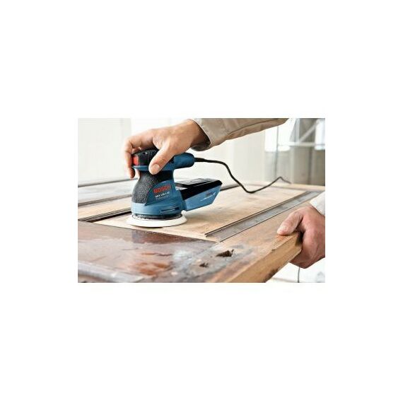 Эксцентриковые шлифмашинки: Шлифмашина эксцентриковая BOSCH GEX 125-1 AЕ 250 Вт, рег.скор, 125 мм, 1,3кг [0601387500] фотографии