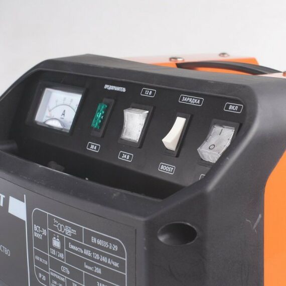 Зарядные и пуско-зарядные устройства: Устройство зарядное Patriot BCT-30 Boost 700 Вт, 12 /24В, 120-240Ач, 9кг [650301530] фотографии