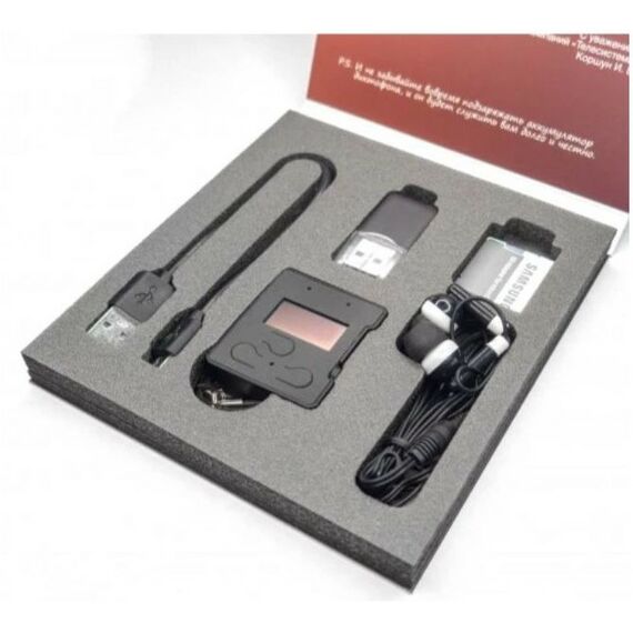 Цифровые диктофоны: Цифровой диктофон Edic-mini Card24S А102 Металл + пластик, размер 11*36*43мм, вес 20г, автономность до 70ч, аккумулятор фотографии