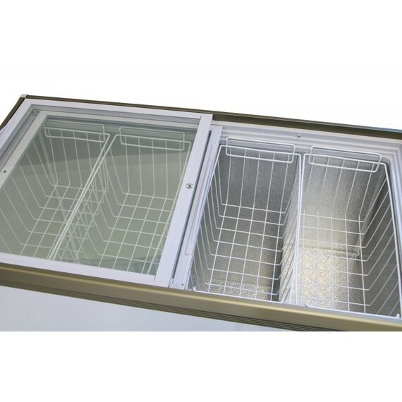 Морозильные камеры: Морозильный ларь WILLMARK FSL-300X-4 белый фотографии