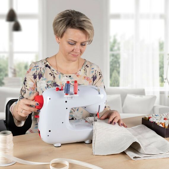 Швейные машинки: Швейная машина VLK Napoli 2450 белый [90018] фотографии