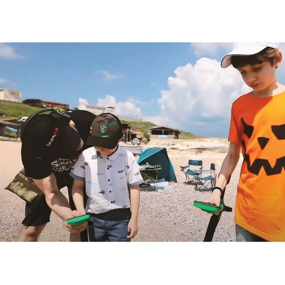 Металлоискатели: Металлоискатель Nokta Makro Midi Hoard фотографии