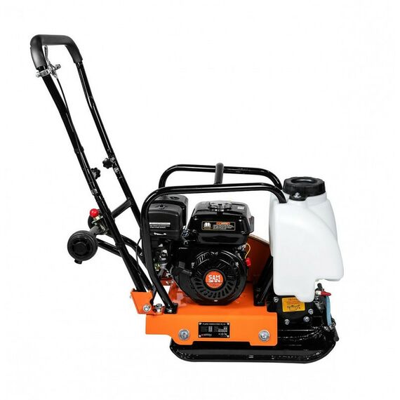 Виброплиты, вибраторы: Виброплита Samsan PC 26 двигатель SAMSAN SM200, 67 кг, колеса, с баком для воды фотографии