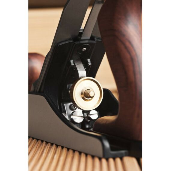 Столярно-слесарный инструмент: рубанок металлический KRAFTOOL A4 Premium 260x60 мм. [18527-25] фотографии