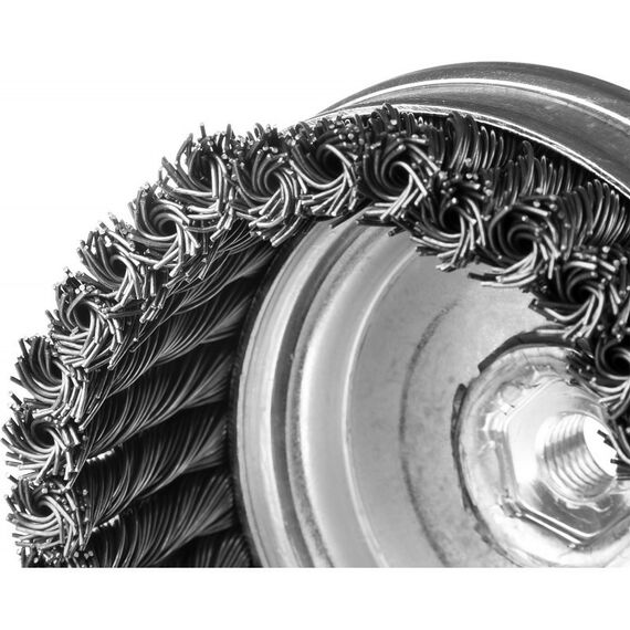 Шлифовка, зачистка: Щетка чашечная усиленная для УШМ Зубр Профессионал 100ммхМ14 плетеные пучки стальной проволоки 0.8мм [35271-100] фотографии